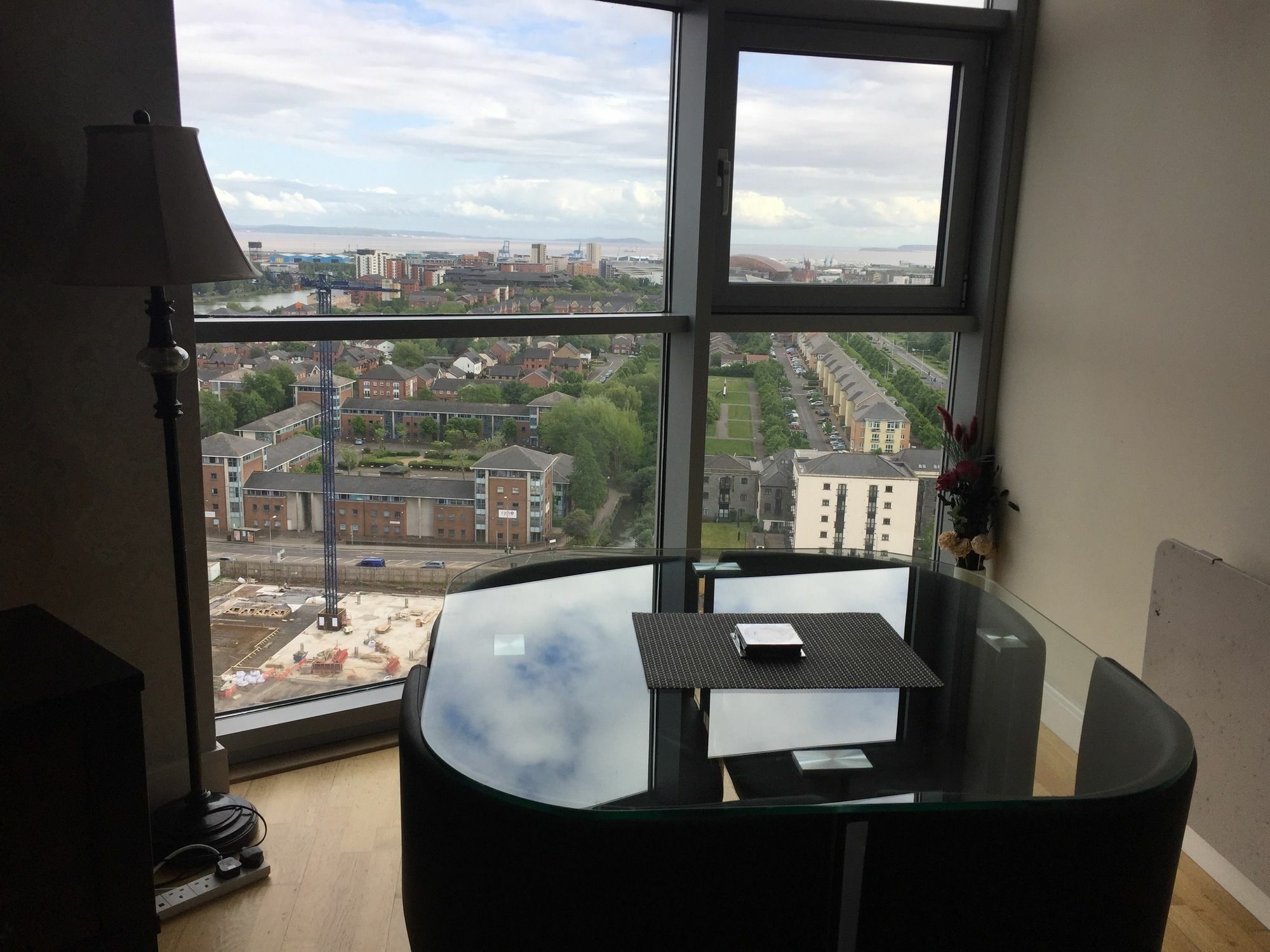 High View Serviced Apartment Cardiff Exterior photo